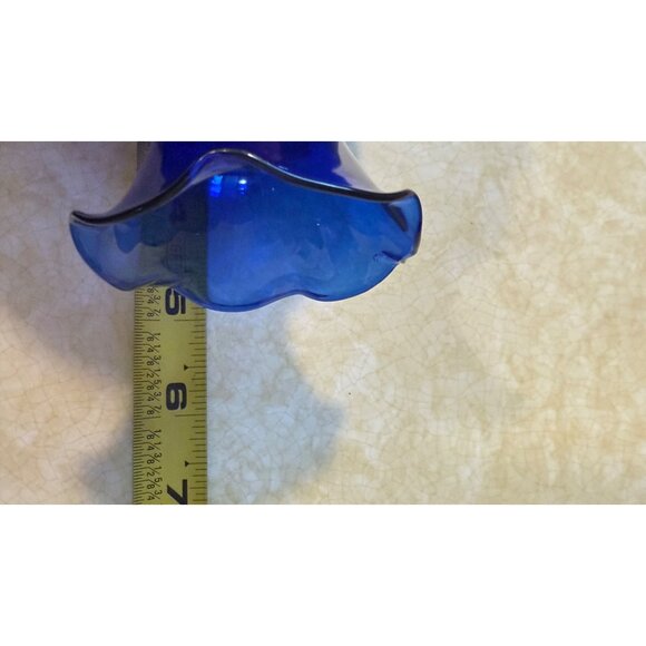 Vintage Cobalt Blue Hand Blown Glass Vase With Fluted Rim 5” tall - Picture 6 of 7